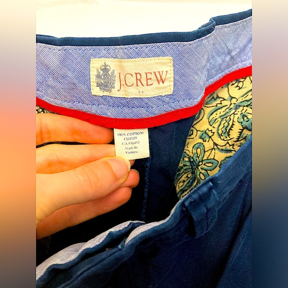 J Crew Men’s Navy Shorts - Picture 5 of 8